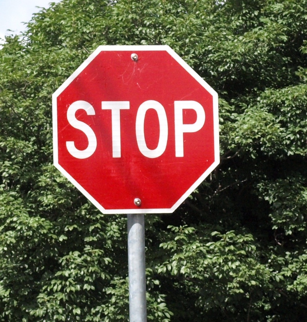 stop_sign_in_australia_cropped.jpg